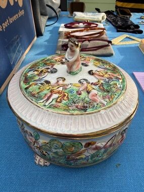 Italian Hand-Painted Capodimonte Porcelain Trinket Box with Figurine Lid